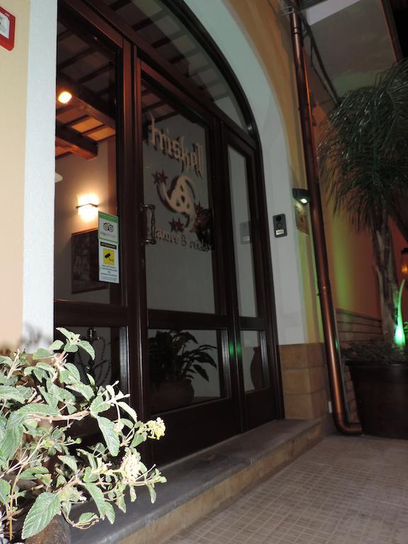 Triskell Camere & Relax 카스텔루치오 외부 사진