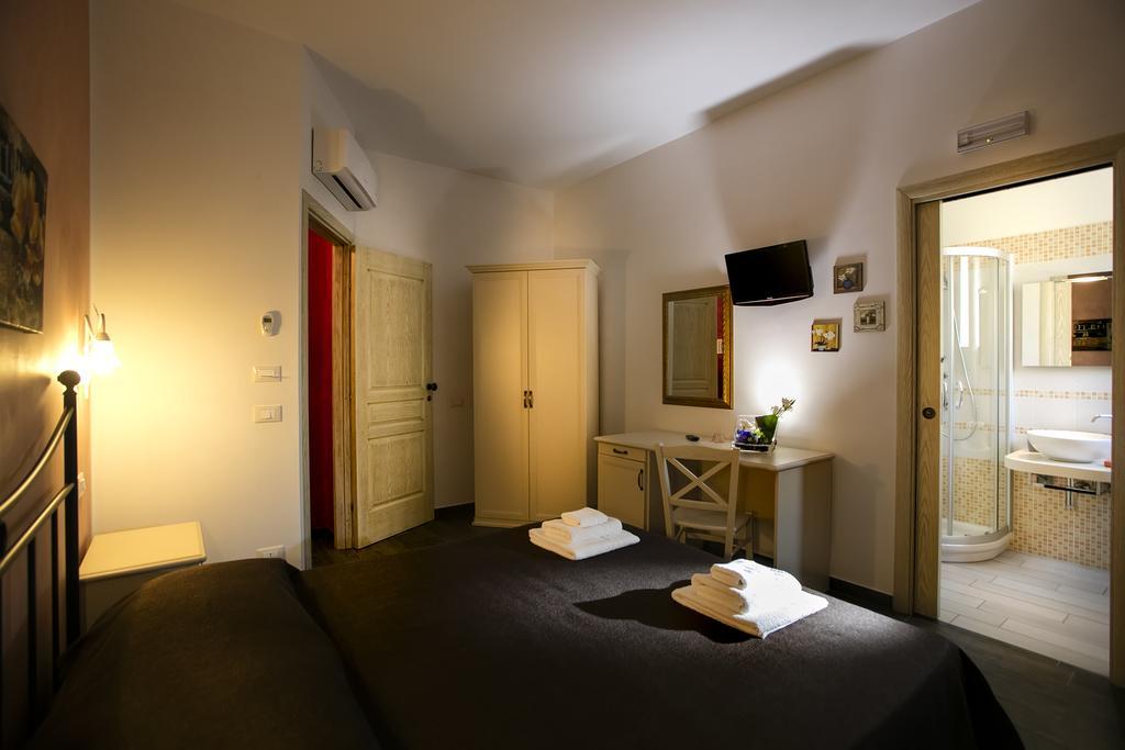 Triskell Camere & Relax 카스텔루치오 외부 사진