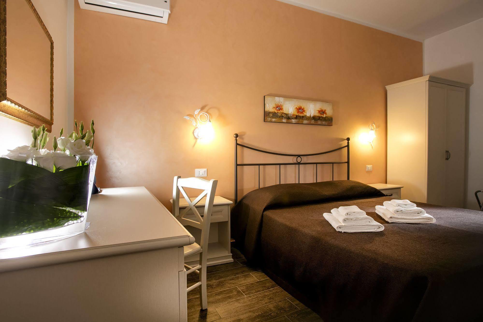 Triskell Camere & Relax 카스텔루치오 외부 사진