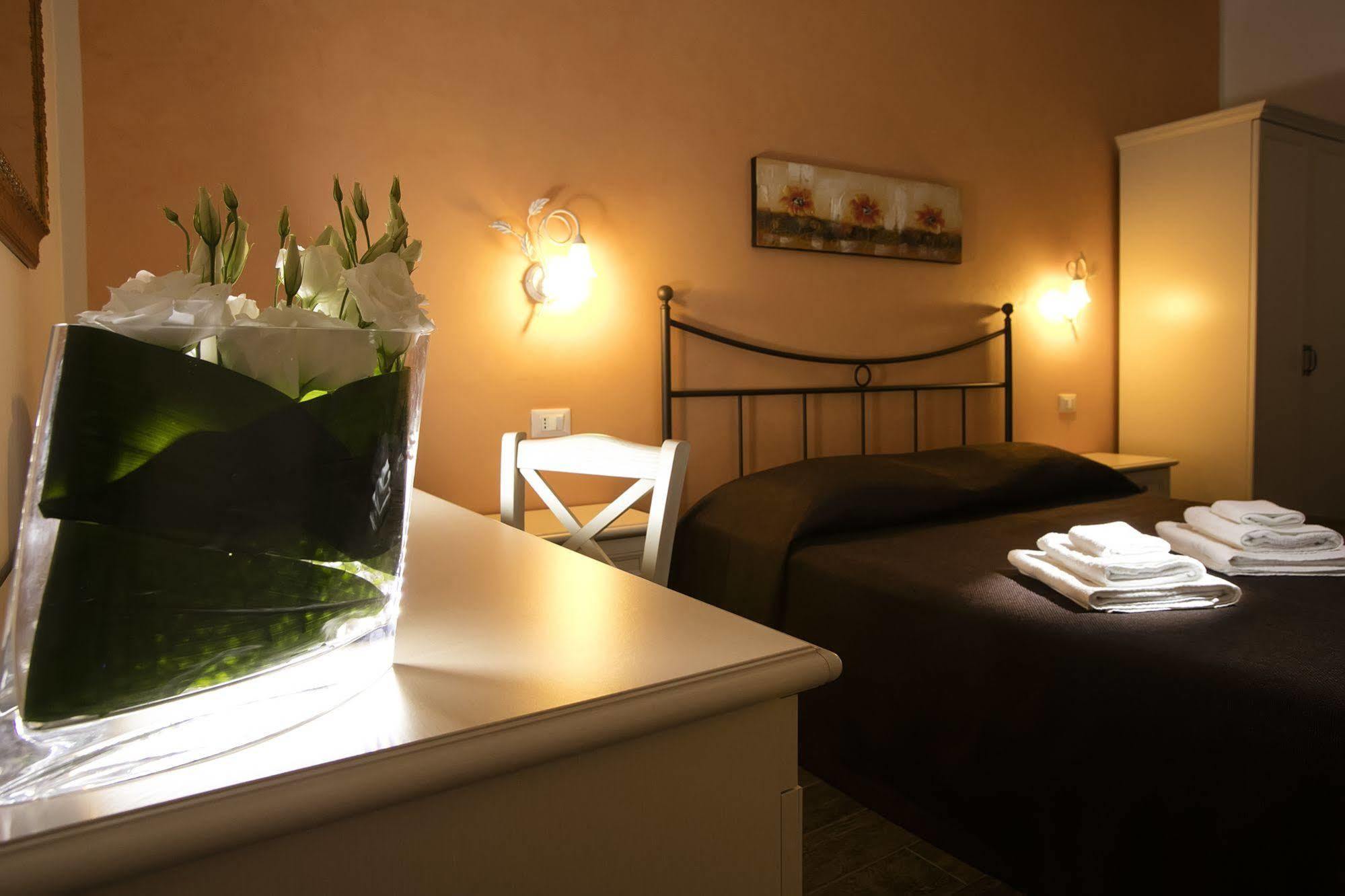 Triskell Camere & Relax 카스텔루치오 외부 사진