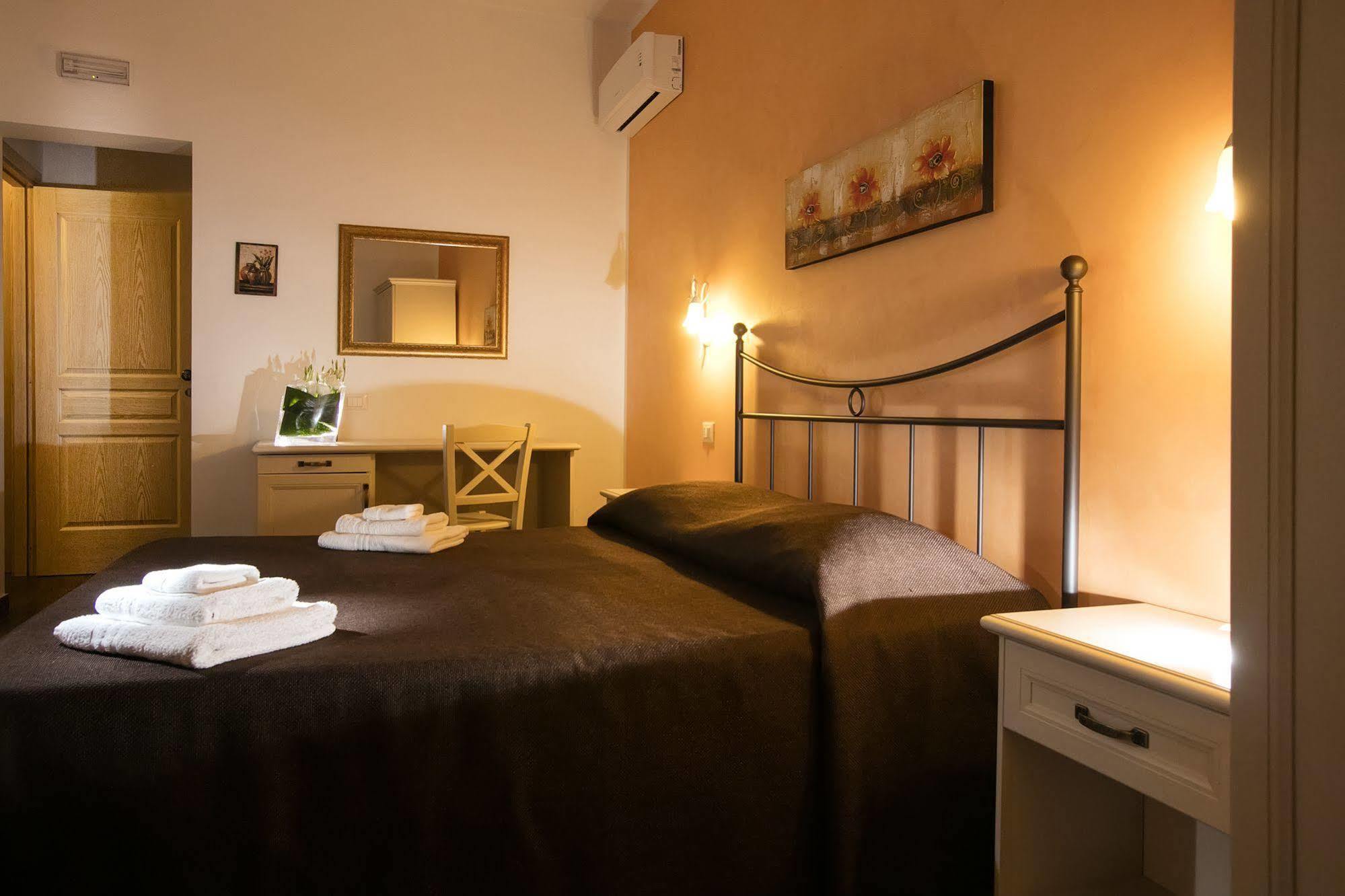 Triskell Camere & Relax 카스텔루치오 외부 사진